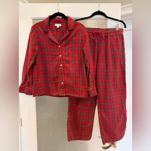 Lake Pajama set! Size small.